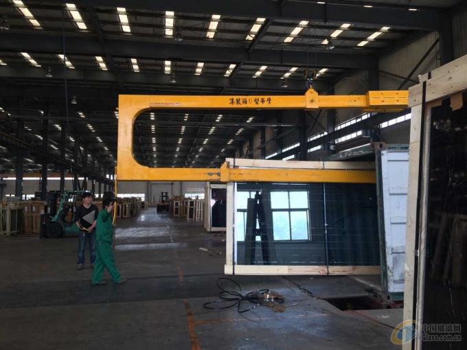 Glass Lifting Crane C Grab for Glass Unpacking / U Shape Container